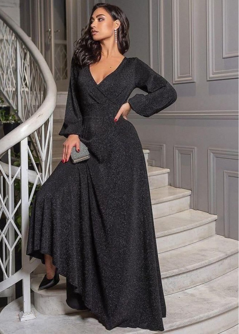 Черное длинное блестящее платье с рукавом и декольте напрокат в Краснодаре
