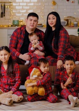 Пижама в красную клетку для семьи | Аренда комплектов в Краснодаре