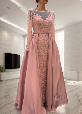 Селина Роз вечернее богатое платье с рукавом и шлейом