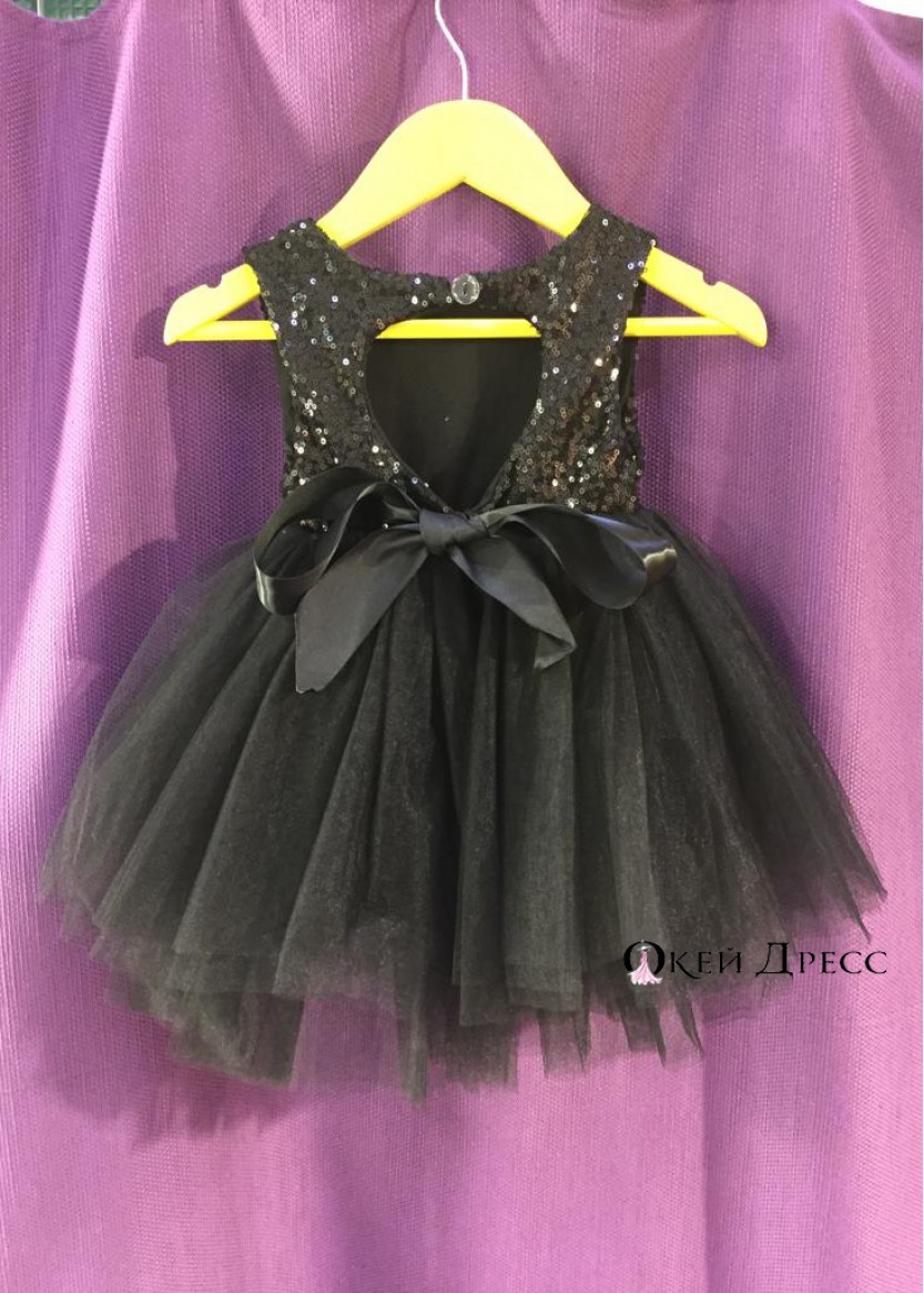 Десткое черное платье напрокат или продажу