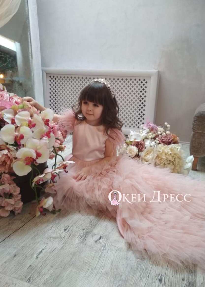 Розовое ярусное платье со шлейфом Pure SOUL  напрокат или продажу