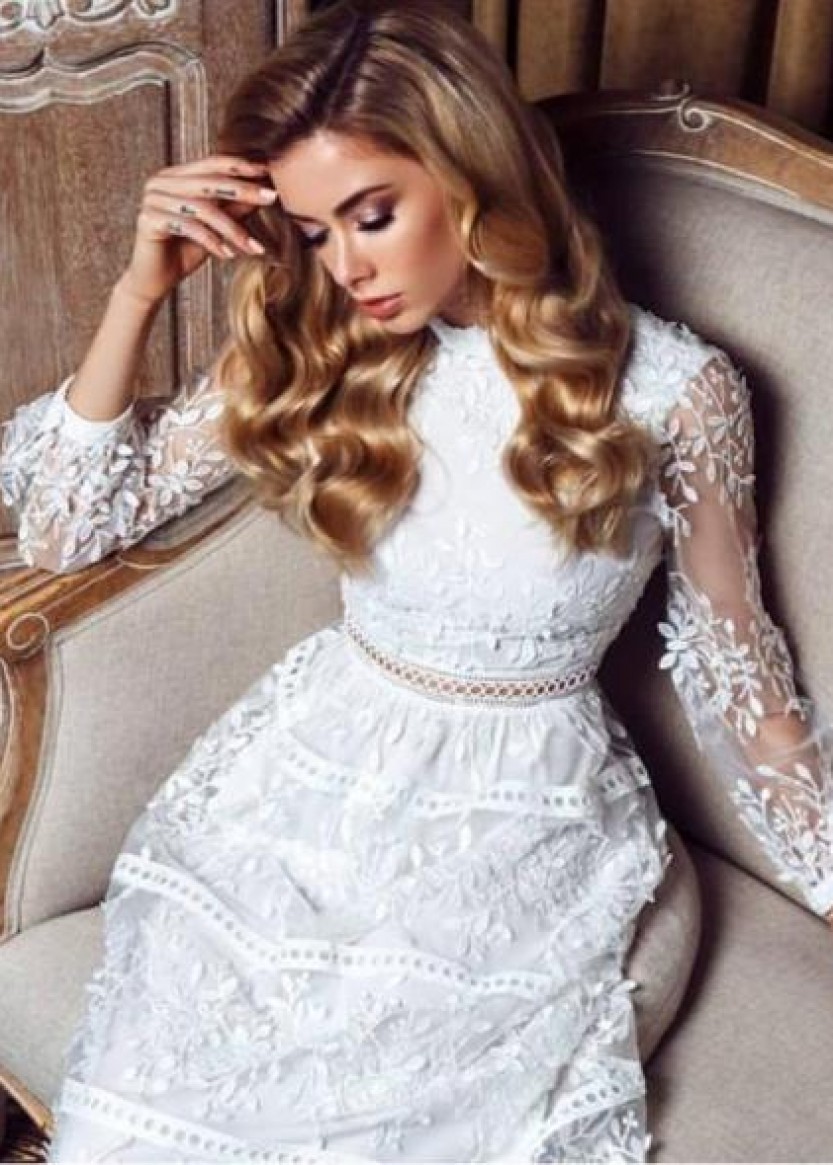 Белое короткое по колено кружевное платье купить или напрокат в шоуруме на зиповской в Краснодаре