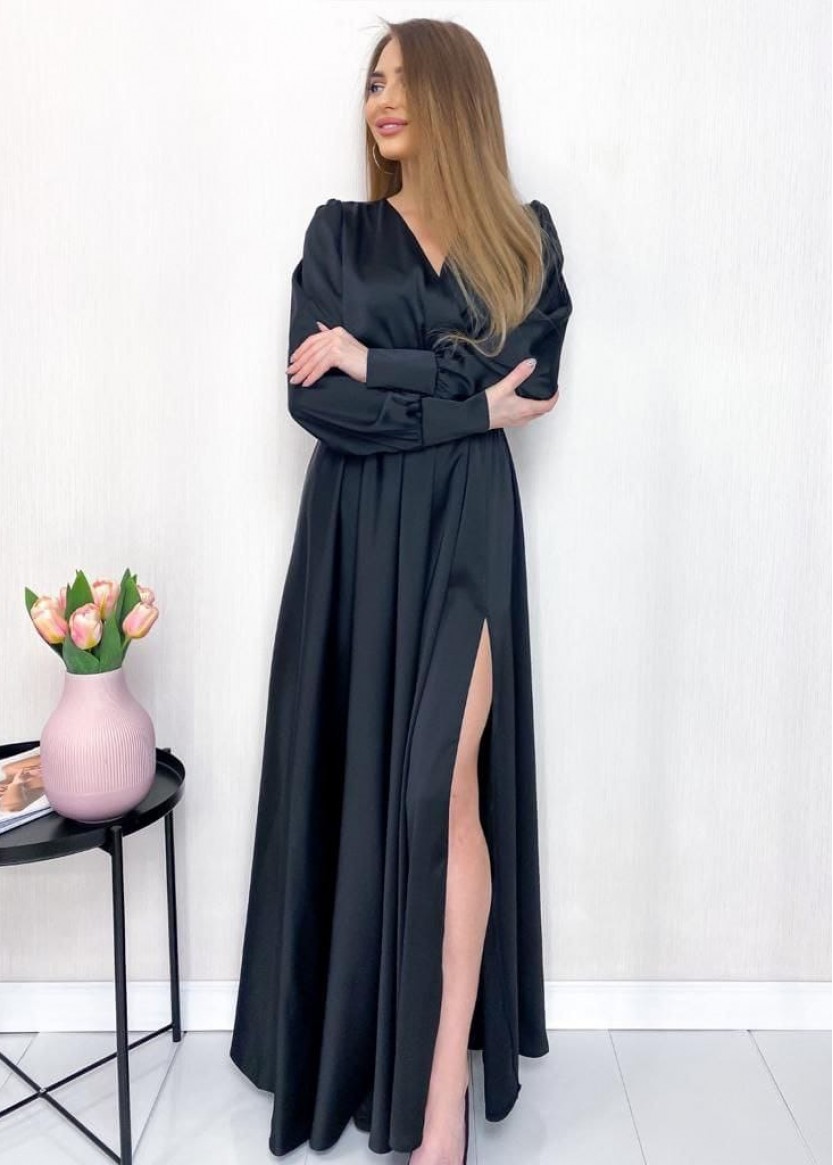 Черное атласное платье с рукавом напрокат или купить в Краснодаре
