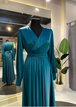 Кассандра Изумруд длинное изящное вечернее платье на запах