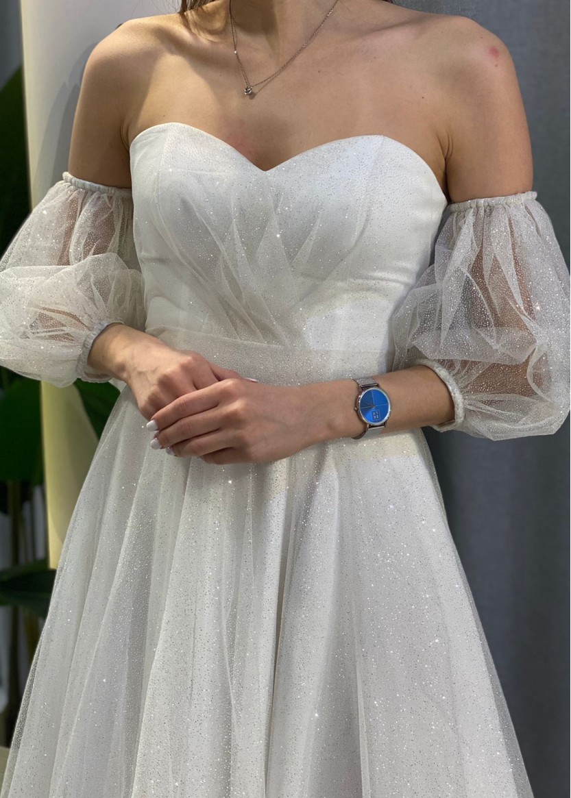 Белое миди свадебное платье с буфами. Салон платьев напрокат Окей Дресс
