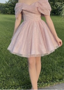 Глиттерное платье миди серого цвета графит на выпускной 2026 напрокат | Мерцающее платье с блестками Глиттерное платье миди серого цвета графит на выпускной 2026 напрокат | Мерцающее платье с блестками