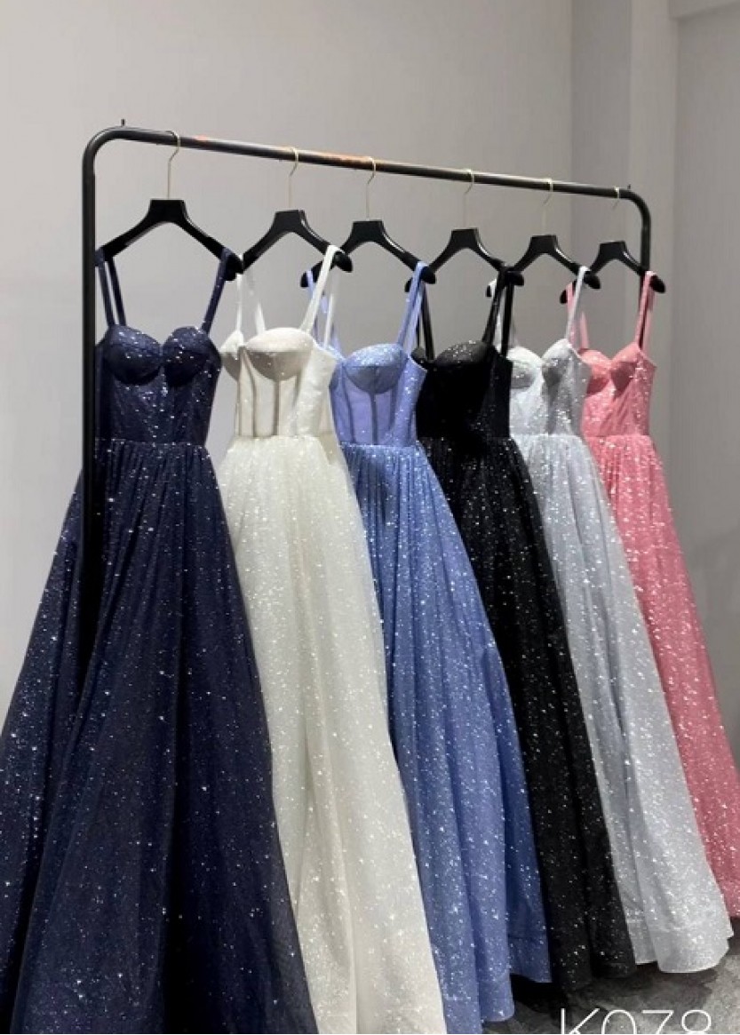 Длинные блестящие платья с блестками разных цветов